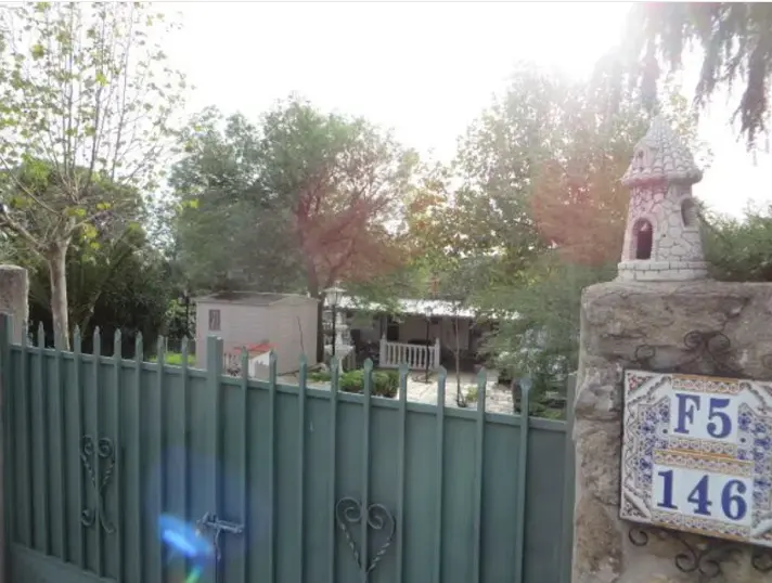 CL HUELVA,146 Villa del Prado 28630 Madrid