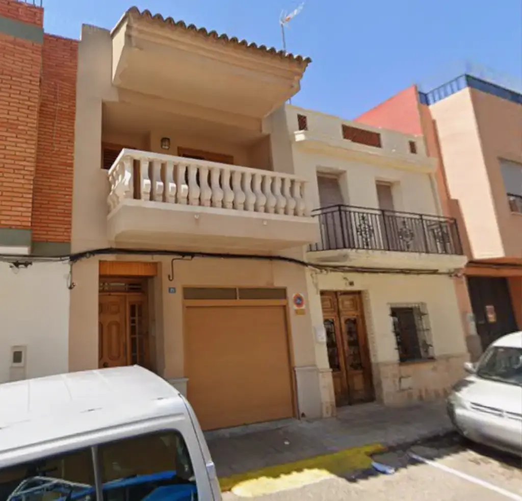 CL Antoni Lázaro, nº 71 Benifairó de les Valls 46511 Valencia 