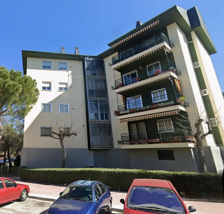 Urb. De las Suertes, 96 Es:1 Pl:04 Pt:C 28400 Madrid