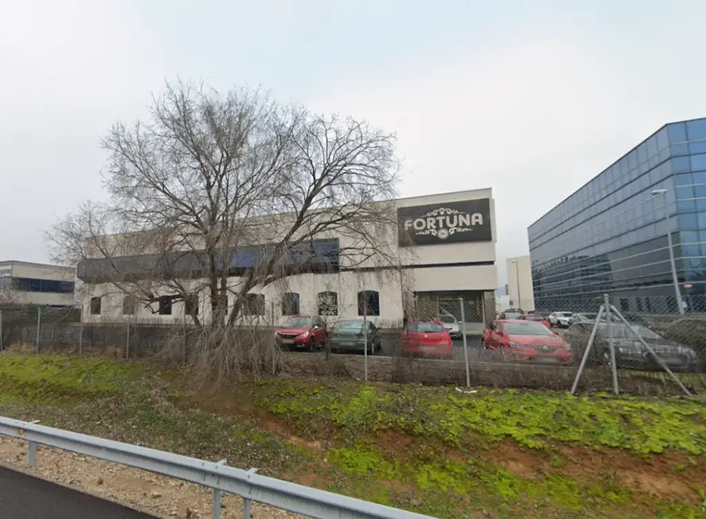 CL Francisco Alonso, nº 9 Pl:00 Pt:09 "POL. SANTA ROSA" Alcalá de Henares 28806 Madrid 