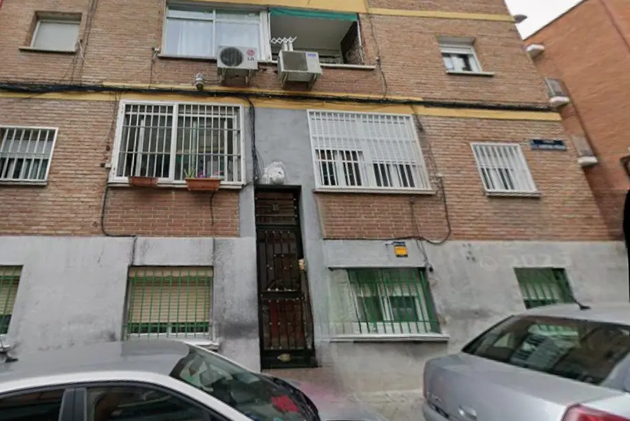 Cl Alejandrina Moran, 15 Es:1 Pl:SM Pt:CD  28047 Madrid 