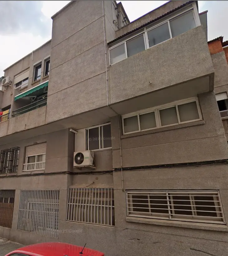 CL José Gómez Mompean, 29 Es:N Pl:04 Pt:03 Elche 03206 Alicante