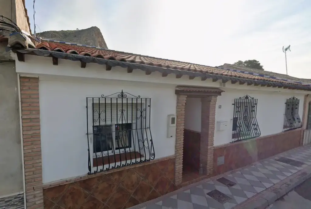 Casa baja en venta en cesión de remate situado en CL Gallara, 60 Atarfe 18330 Granada