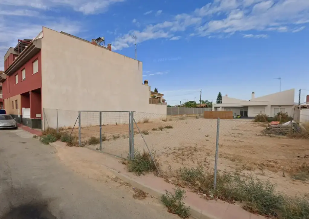 Venta de casa baja independiente en cesión de remate situada en CM B-La Gineta, 12 Es:D Pl:00 Pt:02 Fortuna 30629 Murcia 