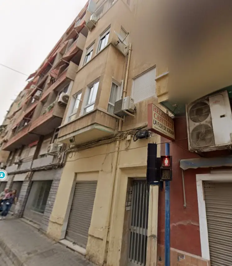Piso en venta en cesión de remate situado en CL General Espartero, 72 Esc:1 Pl:2 Pt:IZ 03012 Alicante