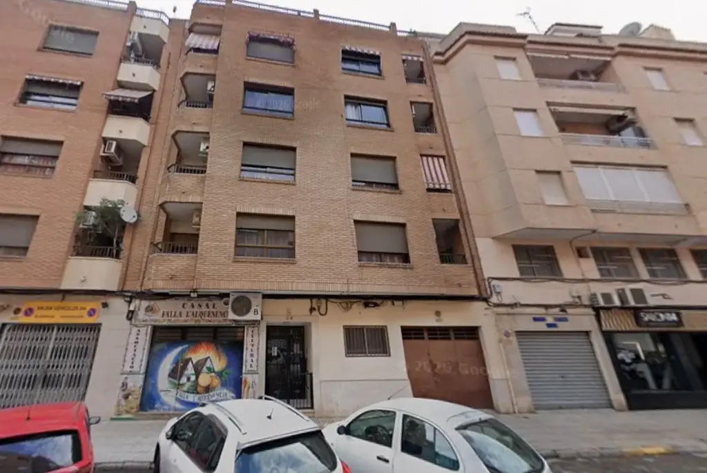 Piso en venta en cesión de remate situado en CL Francesc Oliver Batlle, 16 Pl:05 Pt:09 Alzira 46670 Valencia