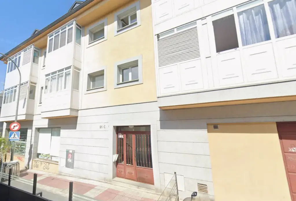 Piso en venta en cesión de remate situado en CL Madrid, 21(C) N2-5 Es:A Pl:03 Pt:C Collado Villaba 28400 Madrid