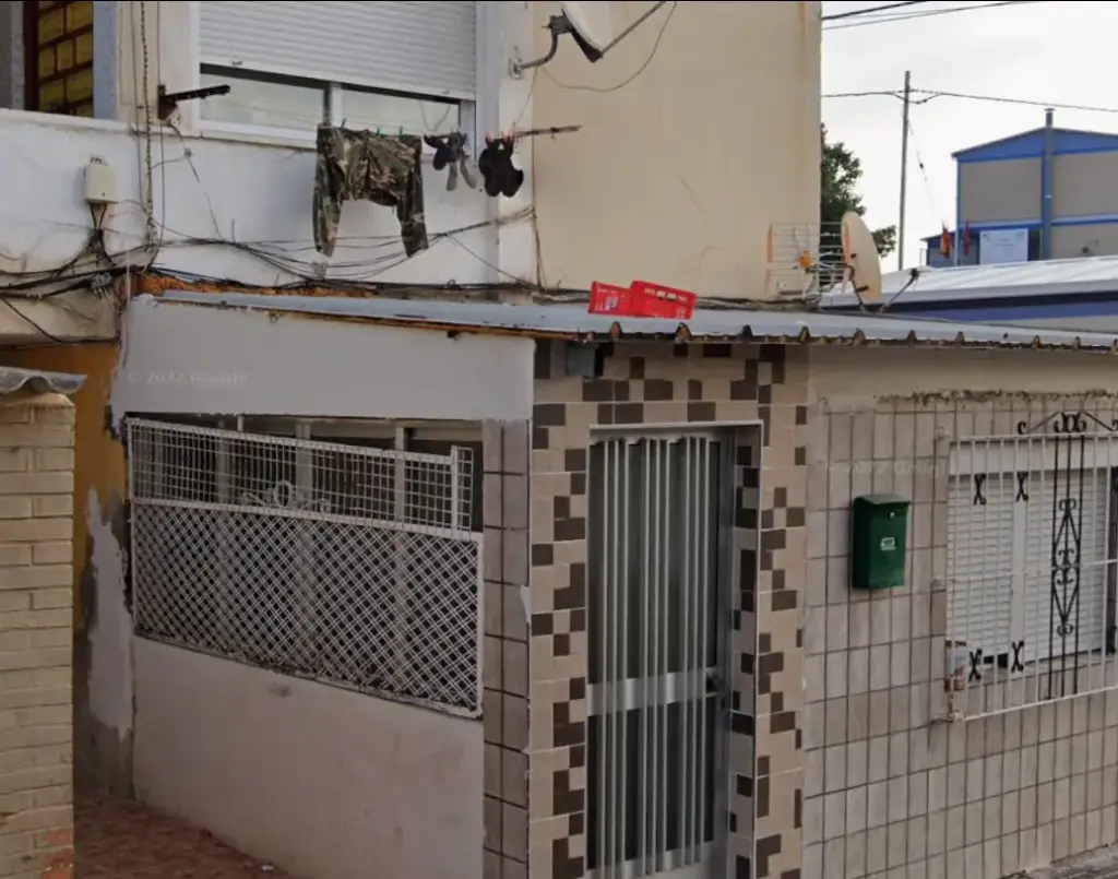 Piso en venta en cesión de remate situado en CL Alcalde Mas Gilabert, 3 Es:1 Pl:01 Pt:IZ Cartagena 30203 Murcia 