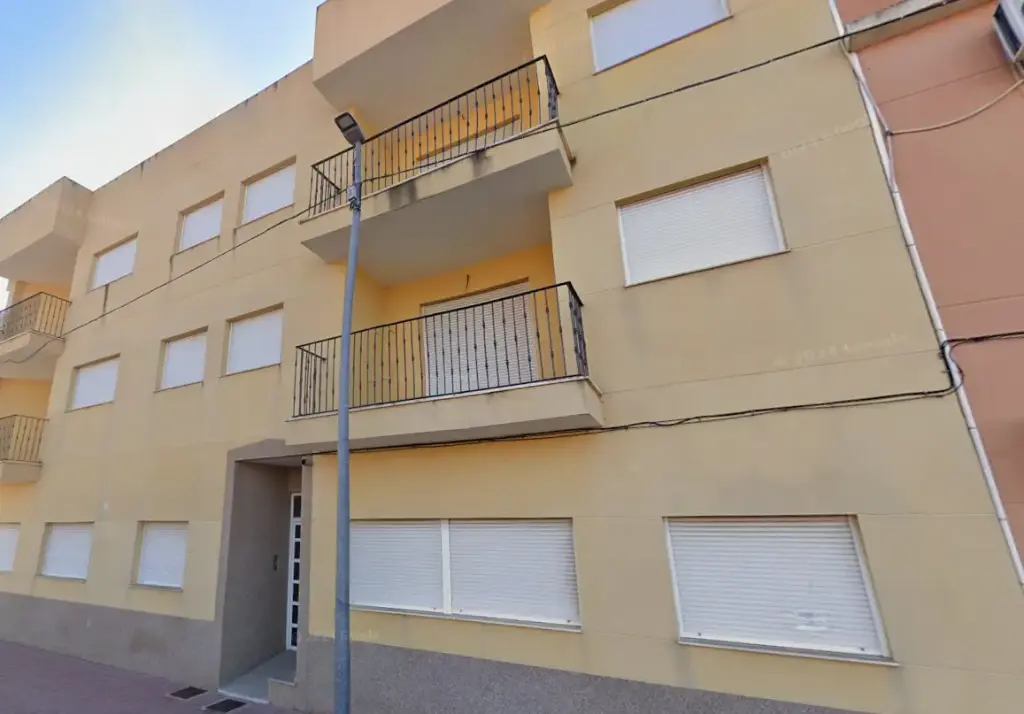 Piso en venta en cesión de remate situado en Cl Azorin, 55, Bajo, A1 Hondón de los Frailes 03689 Alicante