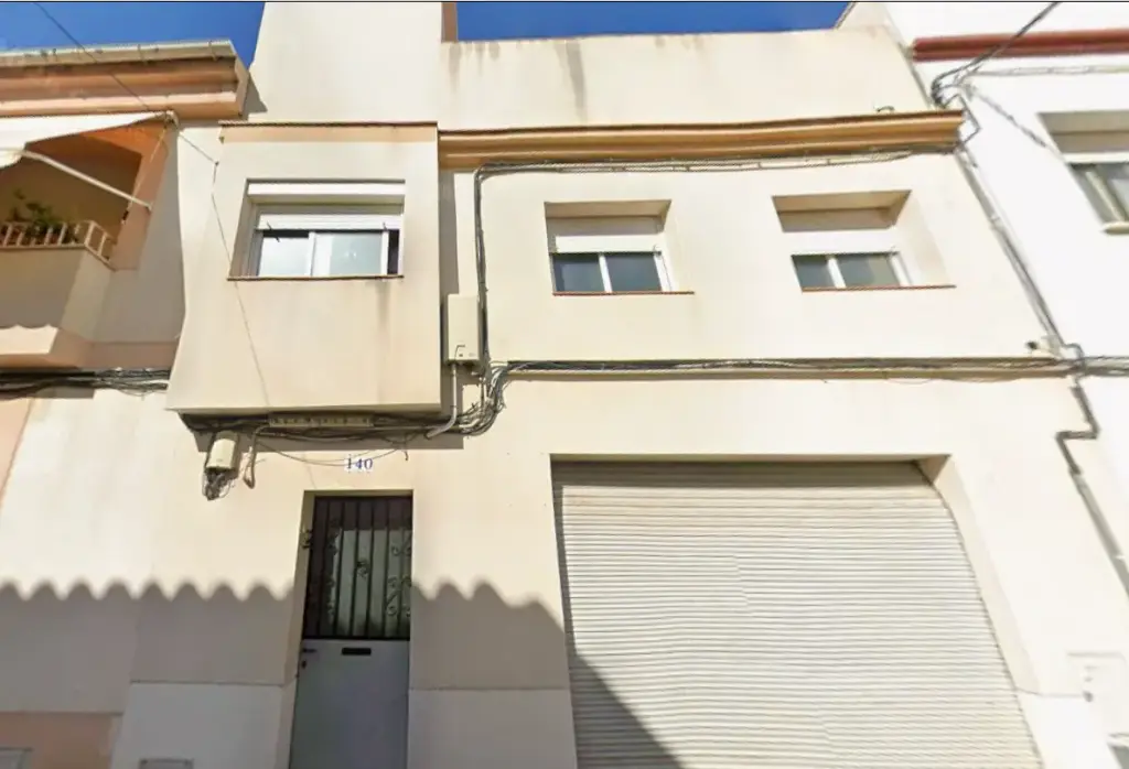 Piso en venta en cesión de remate situado en CL Federico Garcia Lorca, 140 Es:1 Pl:00 Pt:02 Sant Peré de Ribes 08812 Barcelona 