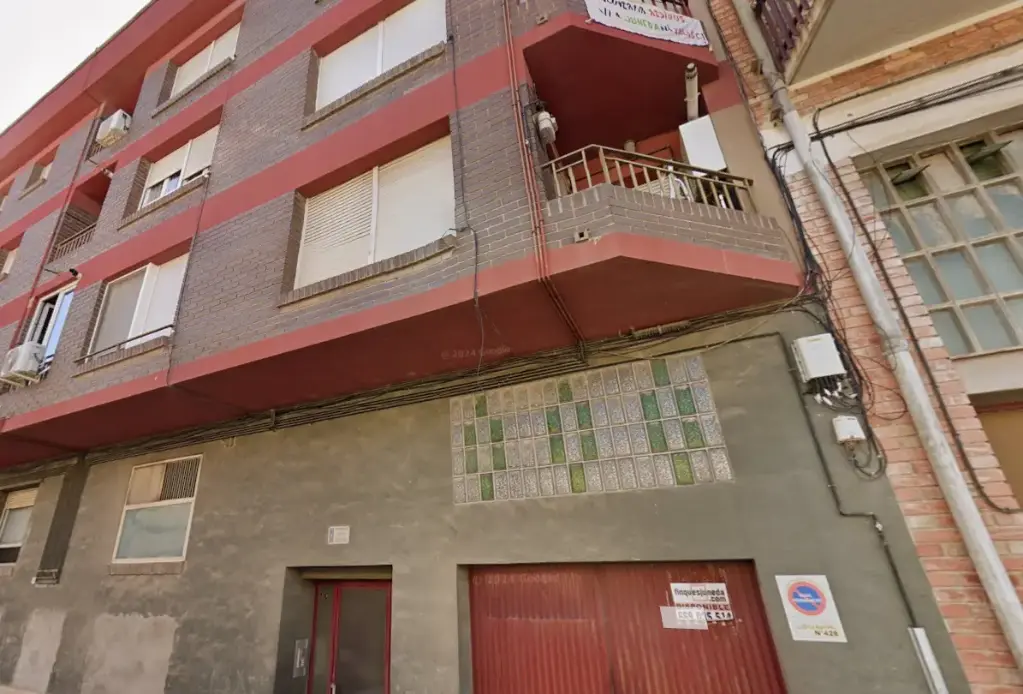 Piso en venta en cesión de remate situado en Msn Cinto Verdaguer, 1 Es:2 Pl:02 Pt:01 Juneda 25430 Lleida