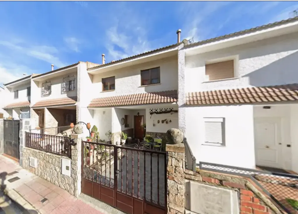 Chalet adosado en cesión de remate situada en CL Crespos, 5 Alpedrete 28430 Madrid 