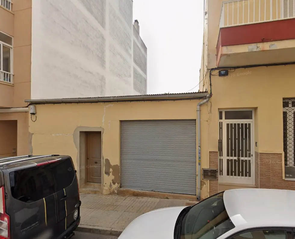 Casa baja en venta en cesión de remate situada en CL El Parador, 6 Elche 03194 Alicante