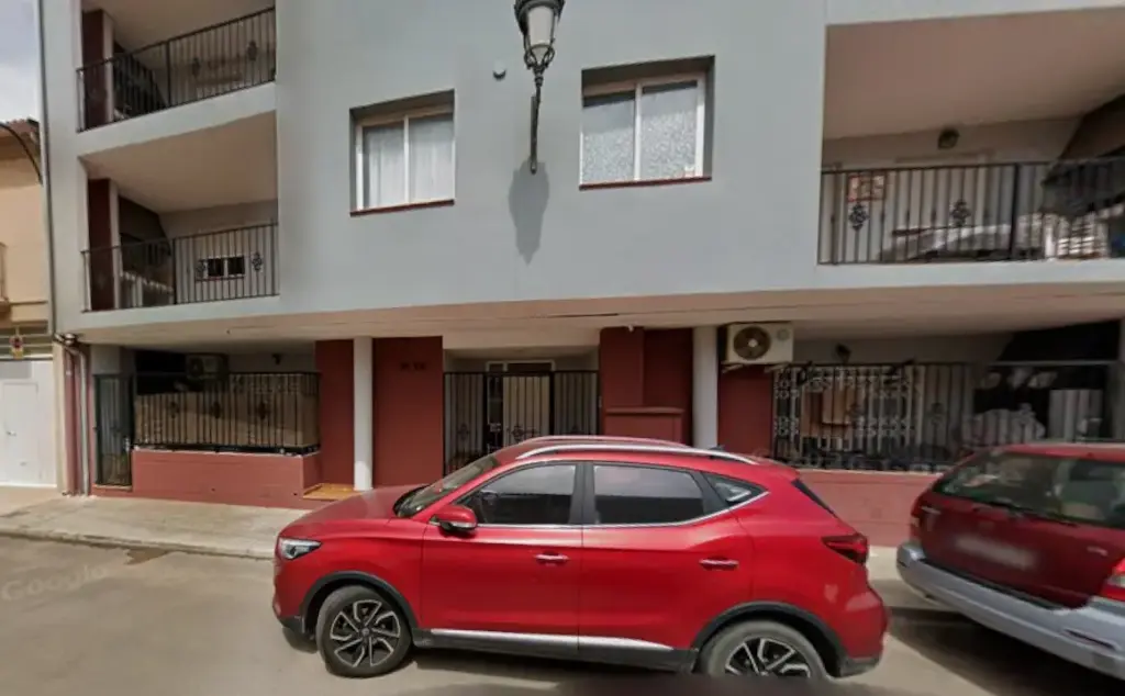 Piso en venta en cesión de remate situado en CL Requena, 16 Pl:01 Pt:IZ  Camporrobles 46330 Valencia 
