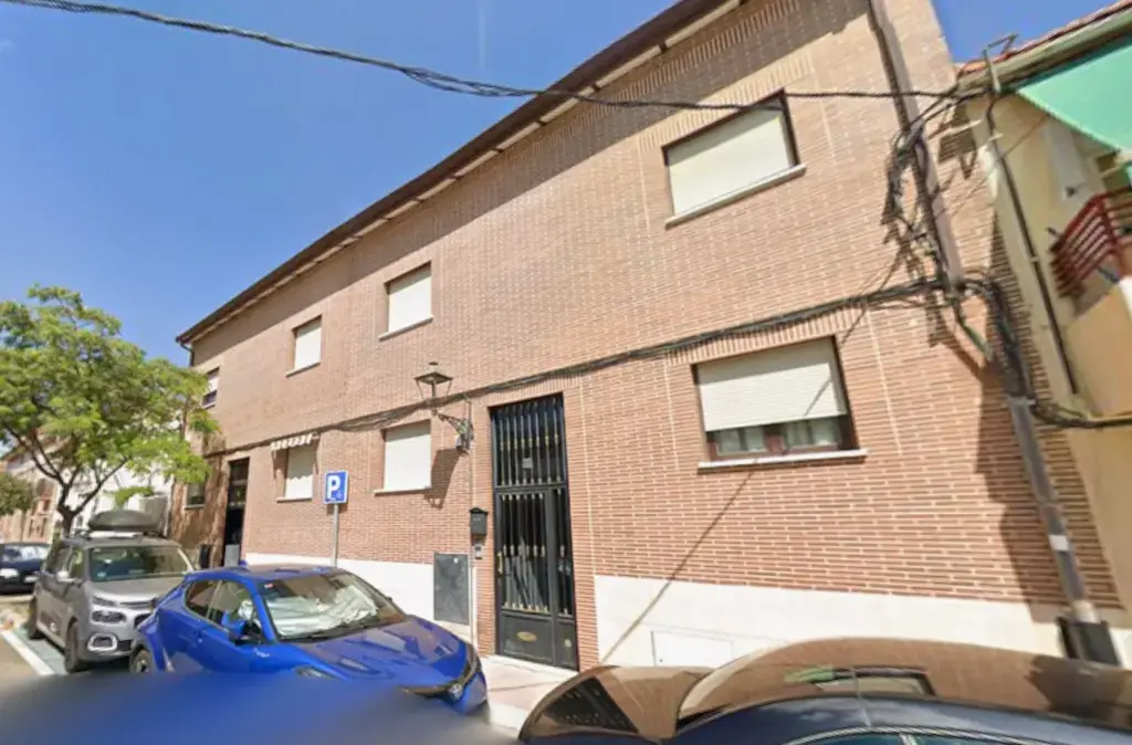 Chalet adosado en venta en cesión de remate situado en CL Duque,37 Pl:0 Pt:B Torrejón de Ardoz 28850 Madrid