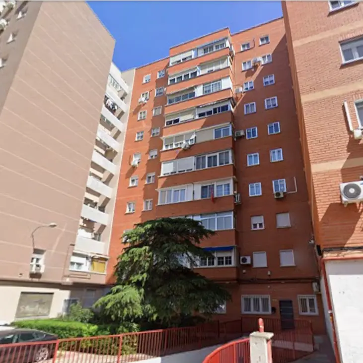 Piso en venta en cesión de remate situado en CL Panticosa, 6 Es:1 Pl:09 Pt:C Fuenlabrada 28941 Madrid