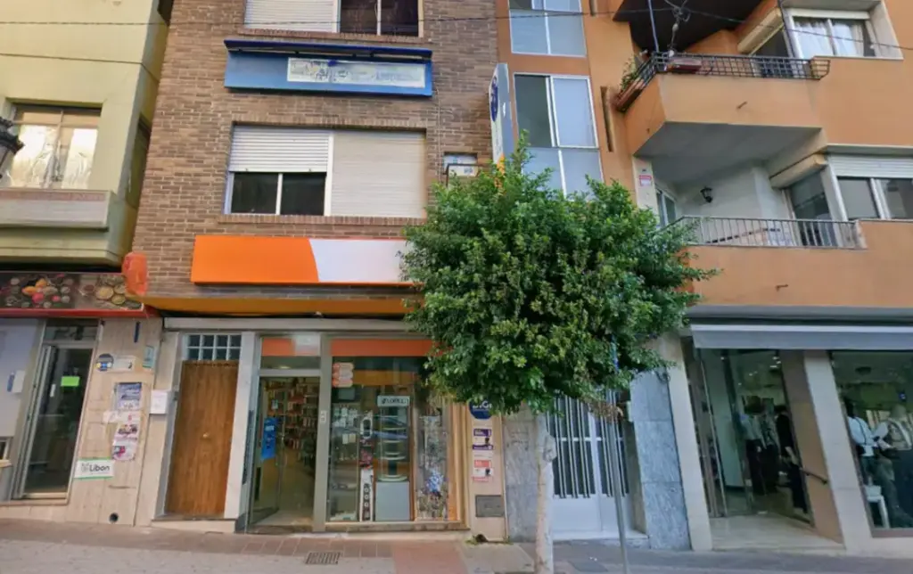 Oficina en venta en cesión de remate situada en Avda. Del Carril, 64 Es:01 Pl:03 Pt:01 Archena 30600 Murcia