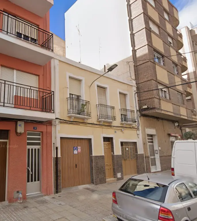 Casa baja en venta en cesión de remate situada en CL Maestro Mora, 16  Yecla 30510 Murcia