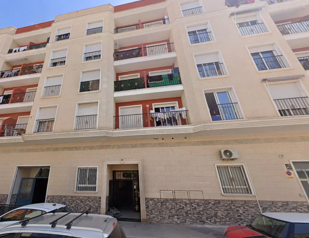 Plaza de garaje en venta en cesión de remate situada en CL De La Libertad, 12 Es:1 Pl:-1 Pt:10 Albatera 03340 Alicante 