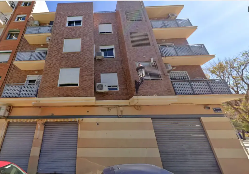 Piso en venta en cesión de remate situado en CL Clara Campoamor, 1 Esc:1 Pl:1 Pt:09 Tavernes Blanques 46016 Valencia
