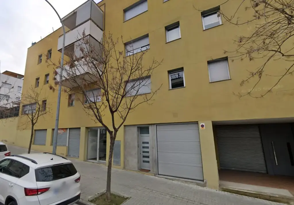 Piso en venta en cesión de remate situado en CL De Sevilla, 16 Es:1 Pl:03 Pt:03 Vilanova del Cami 08788 Barcelona 