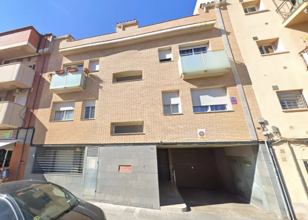 Piso en venta en cesión de remate situado en CL María Auxiliadora, 195 Pl:01 Pt:01 Terrasa 08224 Barcelona 