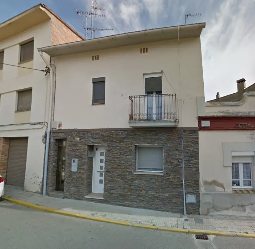 Chalet adosado en venta en cesión de remate situado en CL Les Abelles, 69 Es:1 Pl:00 Pt:01 Puig-Reig 08692 Barcelona 