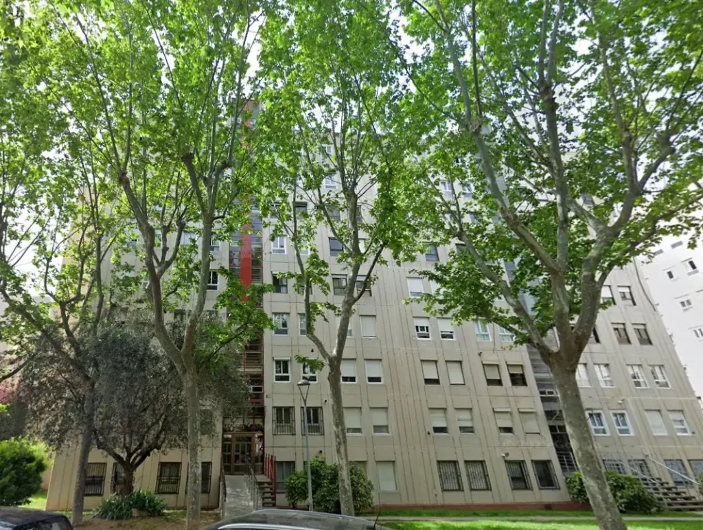 Piso en venta en cesión de remate situado en CL Espanya, 9 Es:1 Pl:08 Pt:02 Cerdanyola del Vallés 08290 Barcelona 