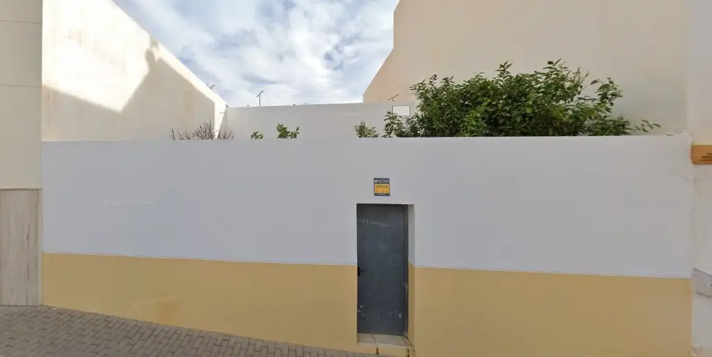 Local Comercial en Cm. Carril, nº 15 Pl:00 Pt:04 Km:69,00 Carboneras 04140 Almería 