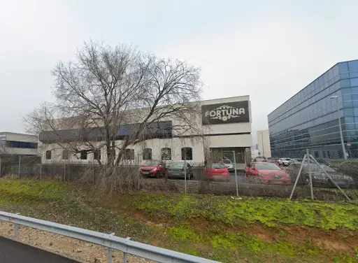 CL Francisco Alonso, nº 9(C) N2-3 Pl:00 Pt:09 "POL. SANTA ROSA" P5-3 Alcalá de Henares 28806 Madrid 