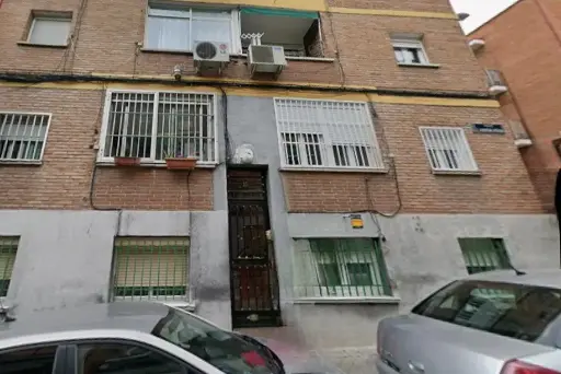 Cl Alejandrian Morlán, 15 Es:1 Pl:SM Pt:CD  28047 Madrid 