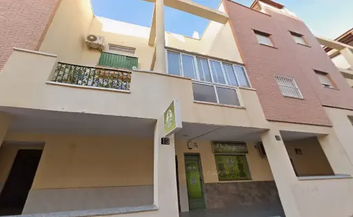 Piso en venta en cesión de remate situado en  CL La Chumbera, 13 Es:B Pl:03 Pt:E 04009 Almería