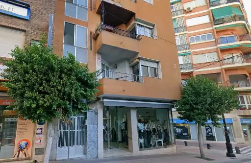Local comercial en venta en cesión de remate situado en Avda. del Carril,  64 Es:01 Pl:03 Pt:01 Archena 30600 Murcia