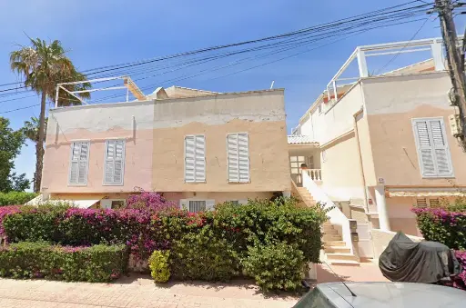 Venta en cesión de remate chalet adosado en CL Bruselas,1 Esc:1 Pl:0 Pt:15 Guardamar del Segura 03140 Alicante