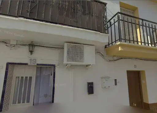 Casa en venta en cesión de remate situada en CL Tejar Nº 19 Esc: Ps: BAJO Pt: A Alhaurín de la Torre 29130 Málaga 