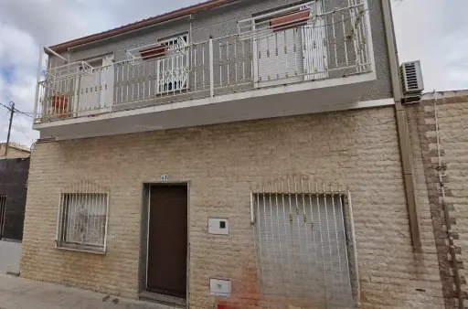 Casa baja en venta en cesión de remate situada en CL La Danza, 43 Elda 03600 Alicante